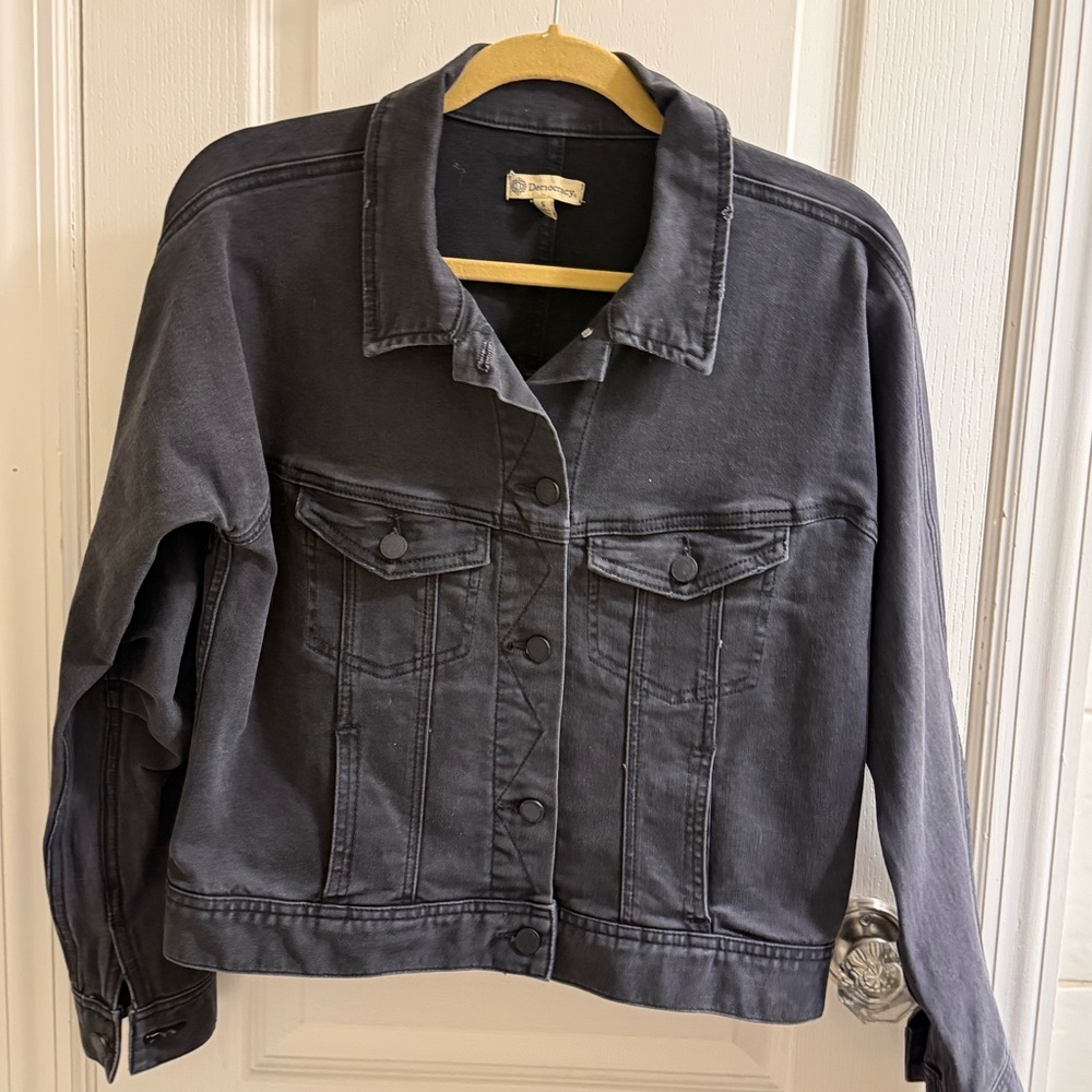 Democracy Pleated Sleeve Crop Denim Jacket
